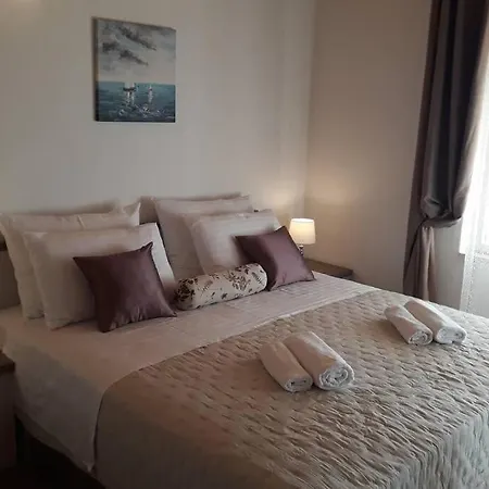 Holiday home Rural Shala *