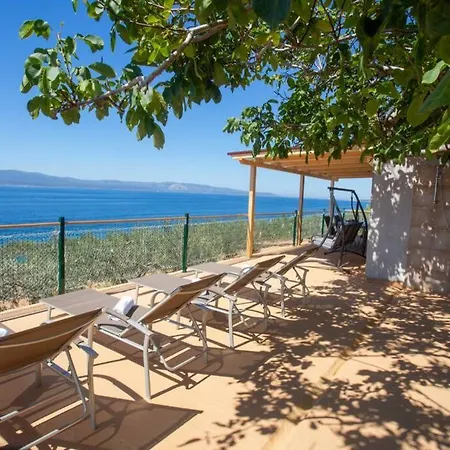 Rural Shala Holiday home Bol